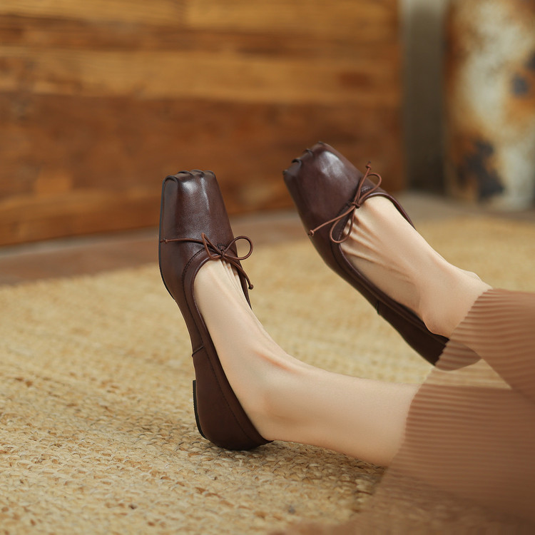 Fashion Flat Shoes in Brown and Black - Style s.html - Image 3