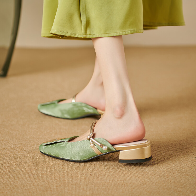 Korean Style Closed Toe Mid Heel Slippers - Image 3