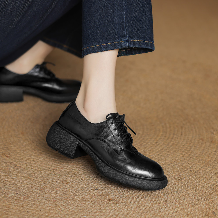 Women's Deep Mouth Round Toe Lace-Up Sheepskin Shoes
